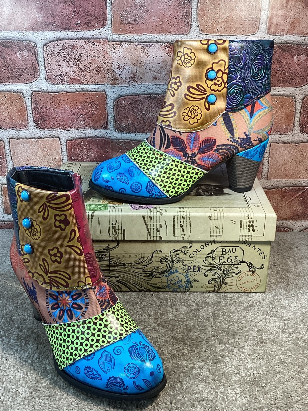 Socofy Bohemian Patchwork womens heeled ankle boots size 7-7.5